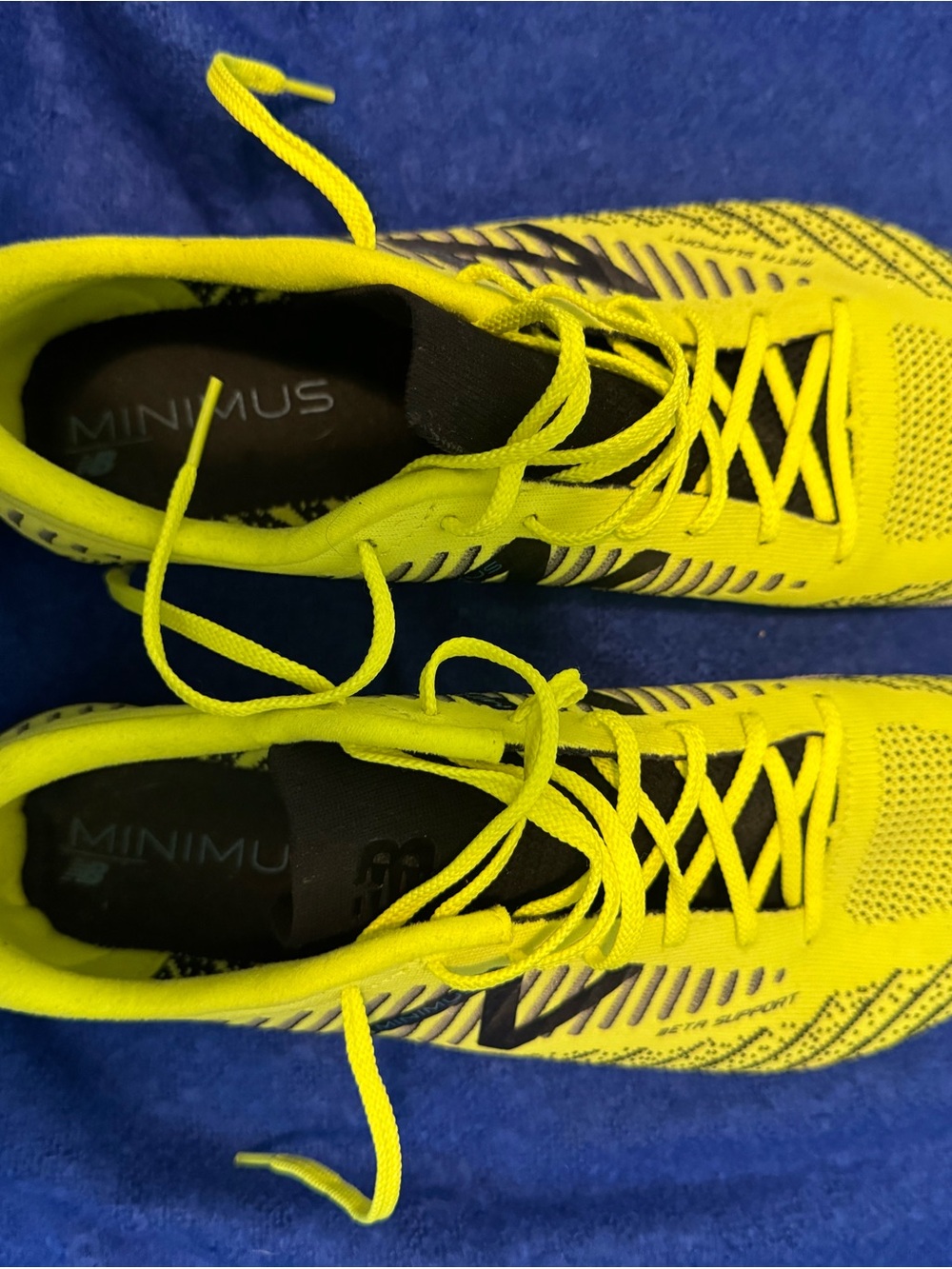 New Balance Neon Yellow Minimus Men's Athletic Running Shoes - Picture 5 of 8
